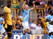 关于赛前英超焦点战；尼斯回应争议；底气十足；临场指挥获称赞的信息